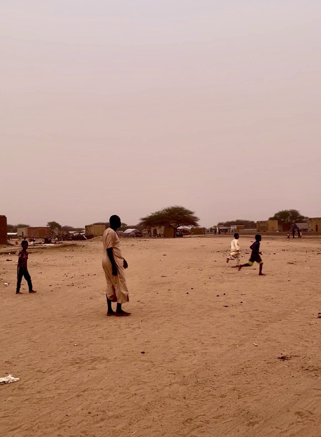 Mauritania desert refugee camp
